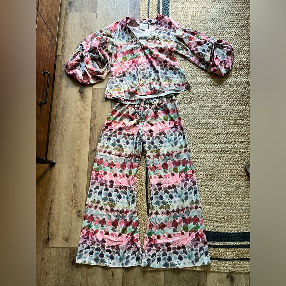Alexis Top and Pants Set